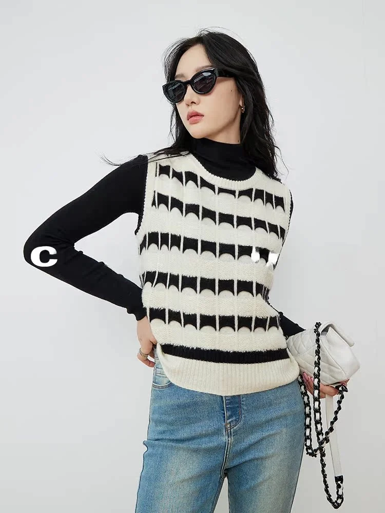 

Cleon Striped Knitted Vest Women's Loose Outerwear Strapl Svel round Ne Long Sve ort Length Woolen Vest