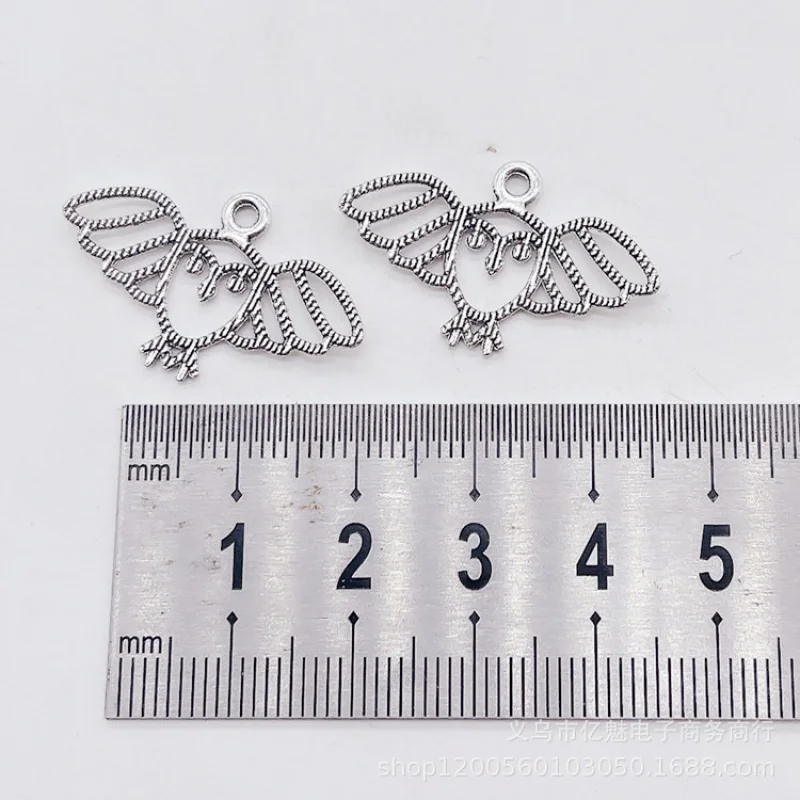Factory Direct Sales 100Pieces DIY Ornament Zinc Owl Pendant Hollow Bird Clothing Earrings Bag Pendant