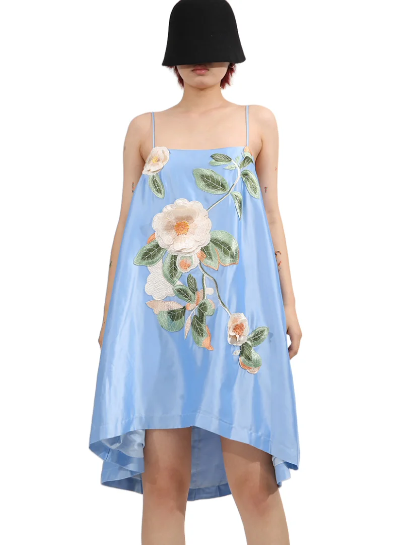Elegant Patchwork Embroidered Flower Design Summer New Style A-Line Strapless Dress Slimming Loose Fit Backless Gown