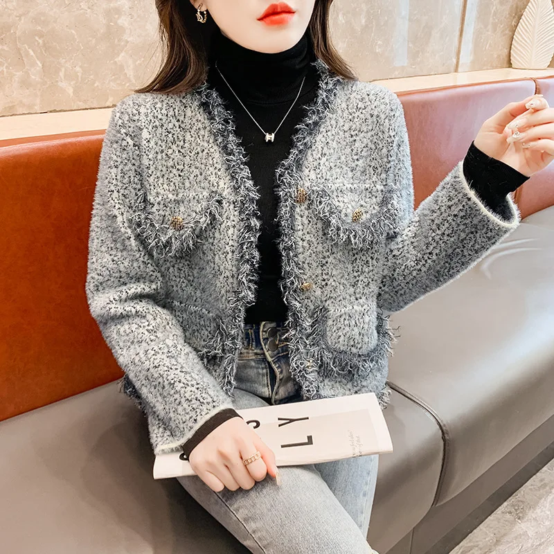 2023 Autumn New French Socialite High-End Tassel V-Neck Small Fragrant Style Imitation Mink Fur Knitted Sweater Jacket For Women