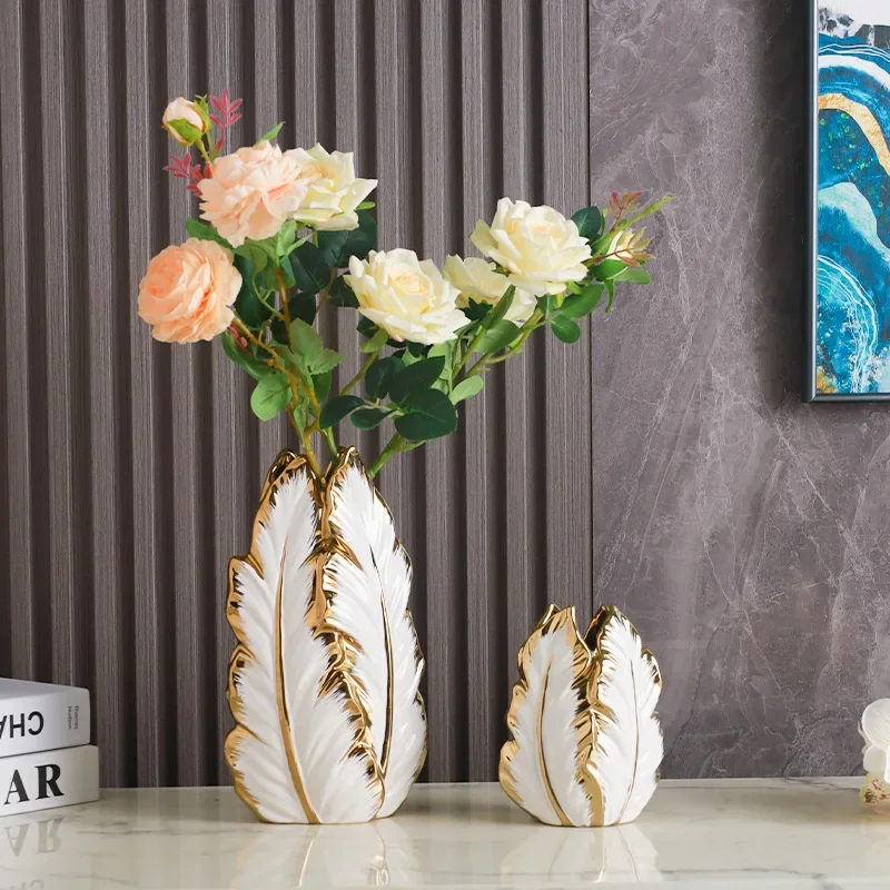 

ceramic high-end vase Pottery Vase personalized living room foyer decoration creative home decoration Crafts ornament sculpture