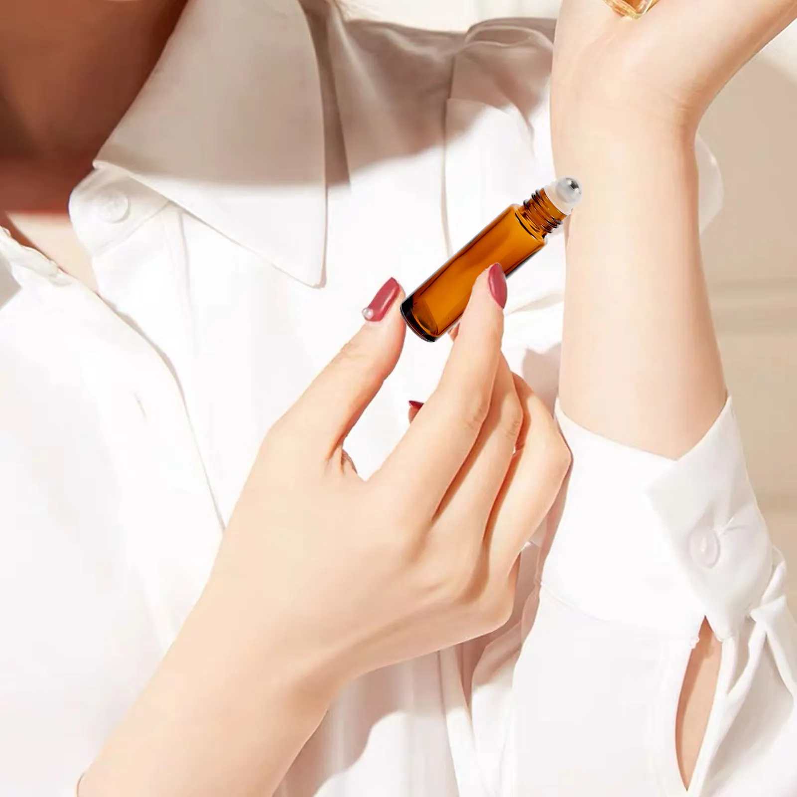 

10Pcs Amber Glass Roll on Bottles Empty Portable Perfume Essential Oil Travel Refill Containers Professional Compact Aroma
