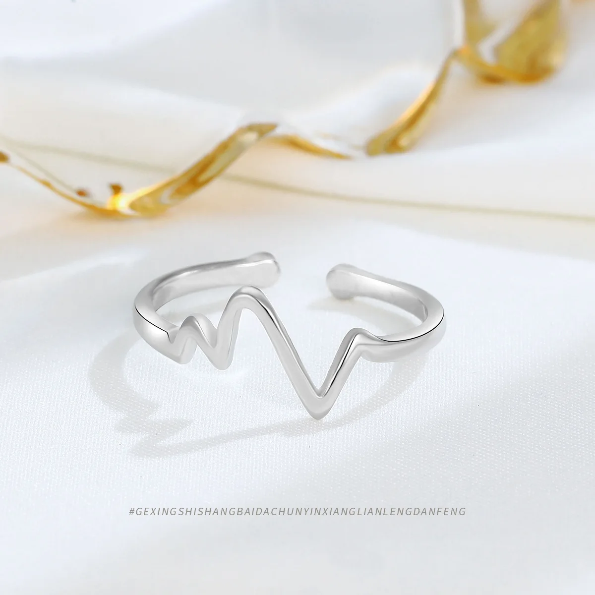 Delicate and Fashionable S925 Sterling Silver Electrocardiogram Ring