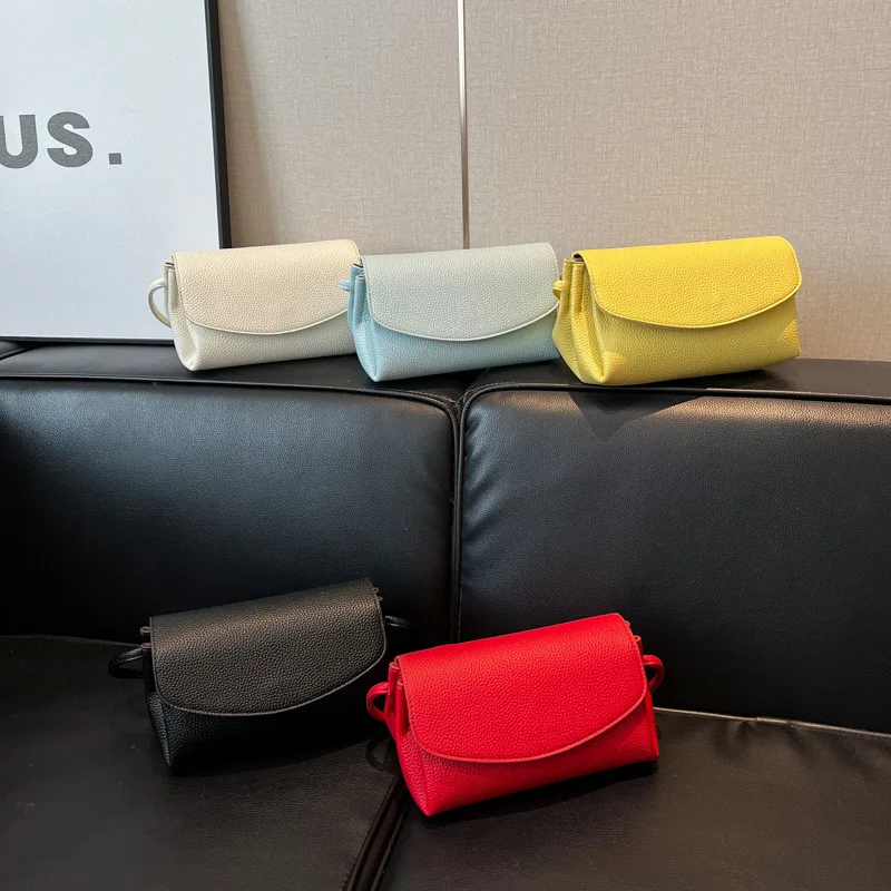 

New High-texture Fashionable Women's Bags, Large-capacity Simple Small Square Bags, Versatile Shoulder Messenger Bags