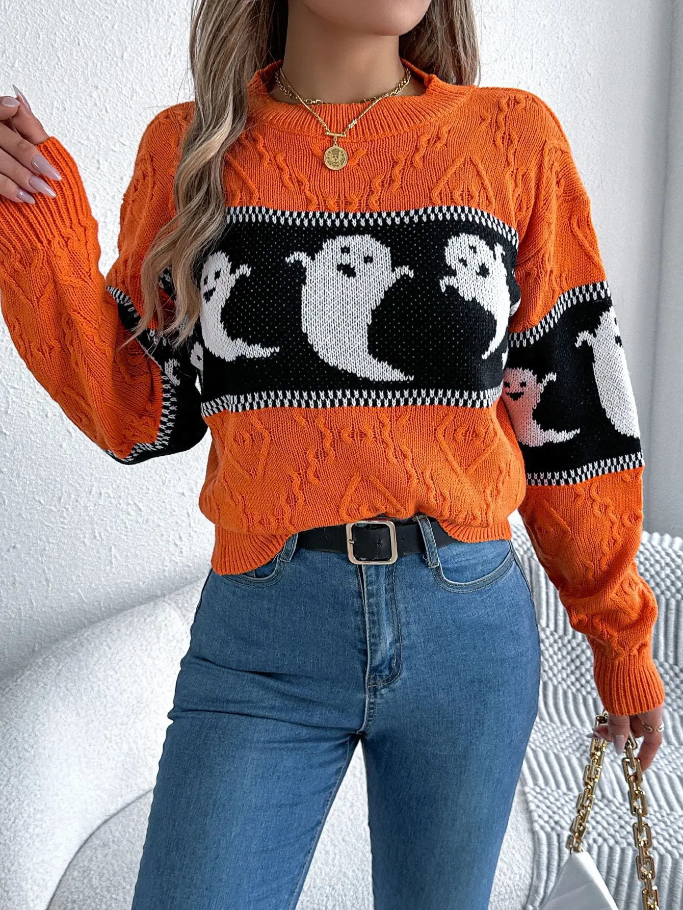 

Fashion Halloween Sweater For Women Autumn Winter New Round Neck Long Sleeved Cartoon Ghost Knitted Pullover Casual Warm Top