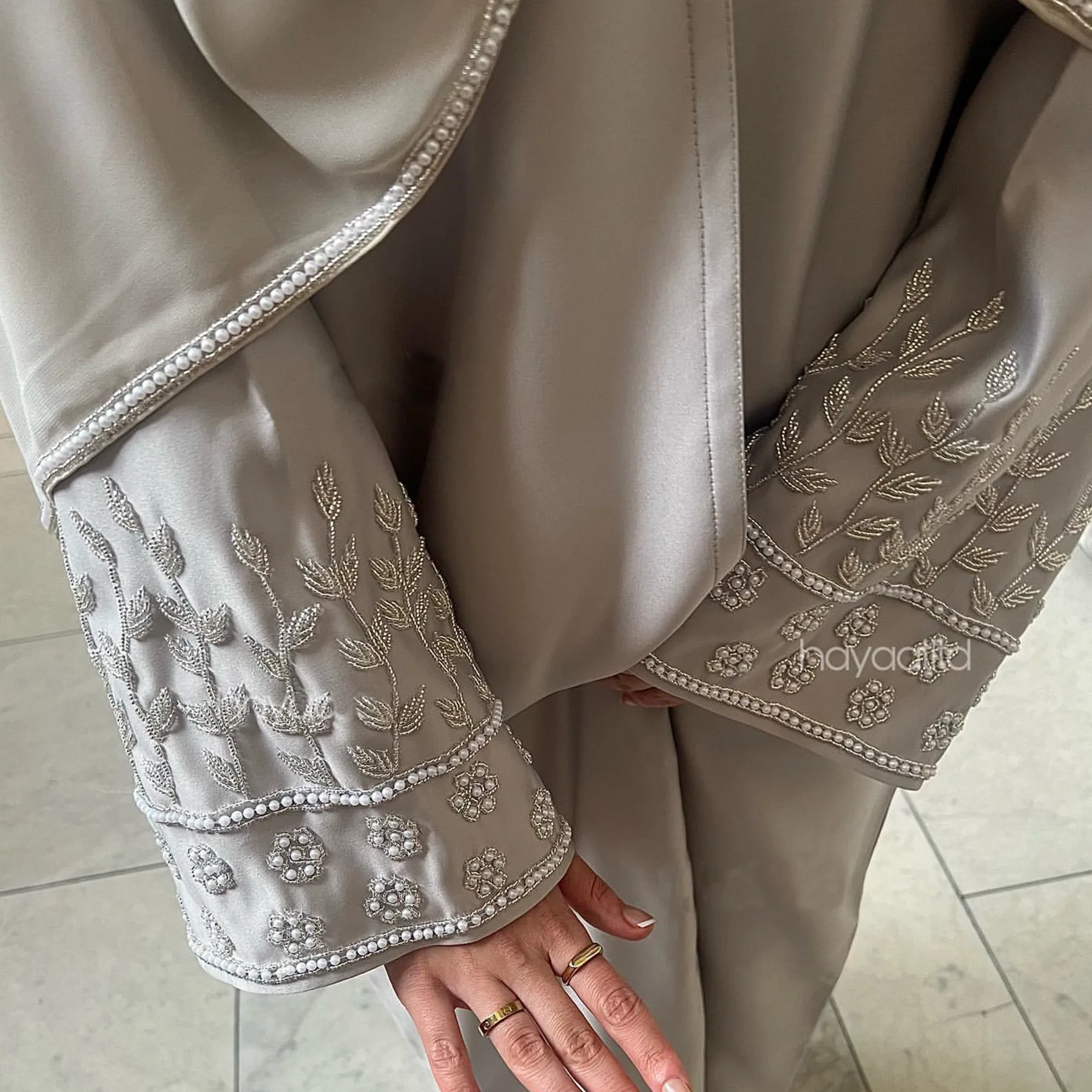 Evening Party Shiny Open Abaya for Muslim Women, Handsewn Beads, Side Pockets, Dubai Turkish Luxury Hijabi Robe, Ramadan Eid