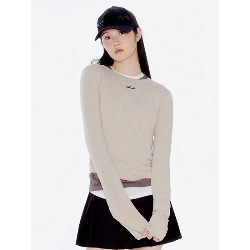 เสื้อยืดลำลองทรงเข้ารูปสำหรับผู้หญิง ปักโลโก้ สไตล์สลิมฟิต แขนยาว สีพื้น สำหรับฤดูใบไม้ผลิ สไตล์สตรีท