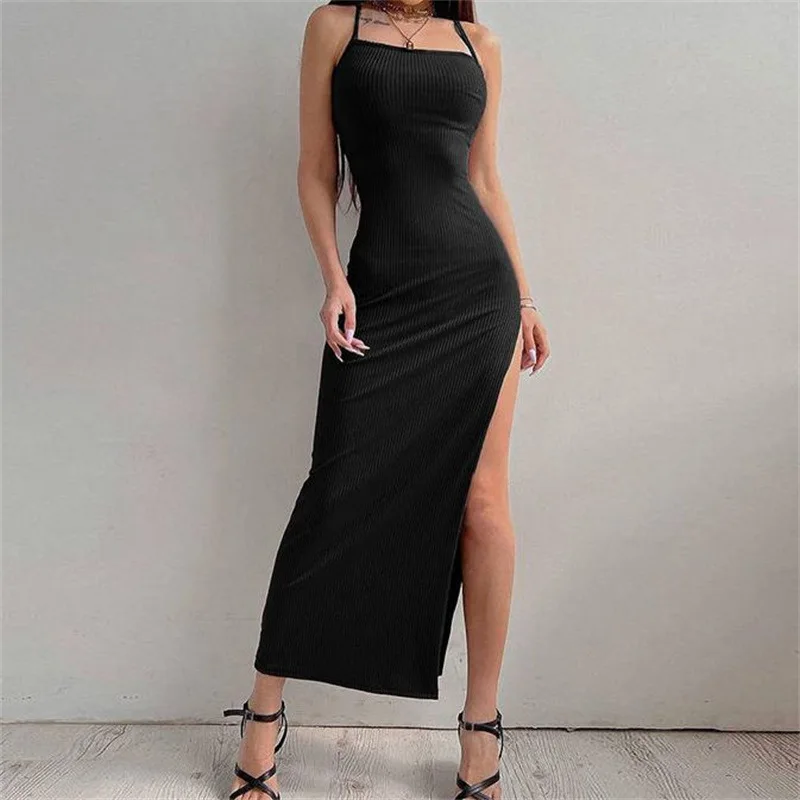 Robe longue noire moulante pour femmes, Sexy, sans manches, col licou, bretelles Spaghetti, fente haute, été