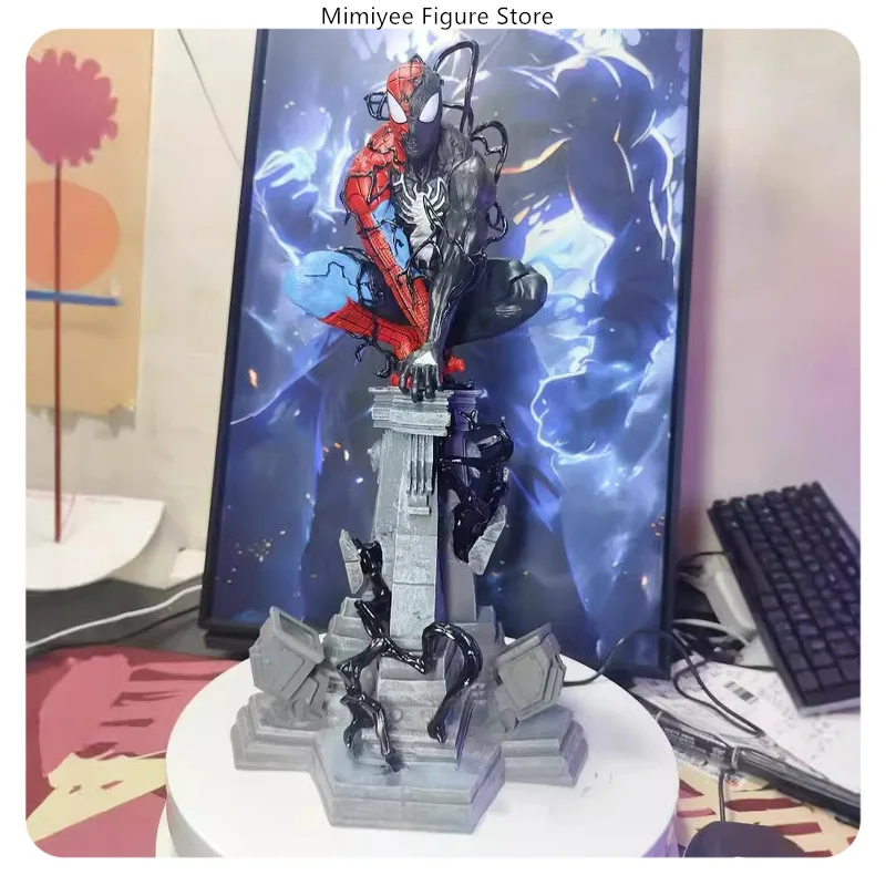 38cm Homem-Aranha Venom Symbiote Acuching Led Light Up Estátua Coleção de filmes Modelo Decoração Presente ​