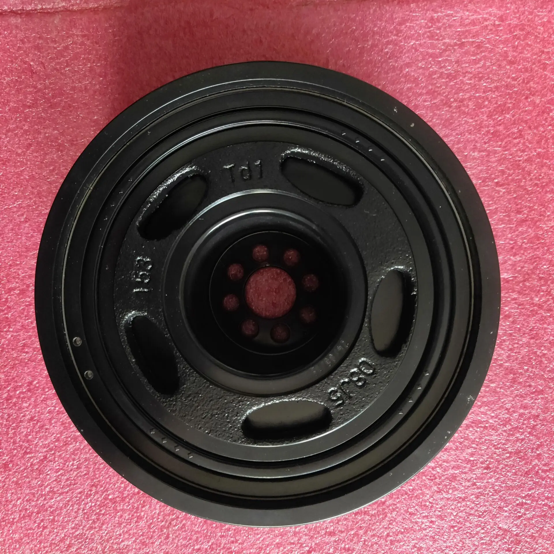 Automobile Engine Parts Damper Crankshaft Belt Pulley 06E105251F 06E105251E for Audi Q7 A6 A7 A8 A5 A4 S4 S5 VW Touareg 3.0T