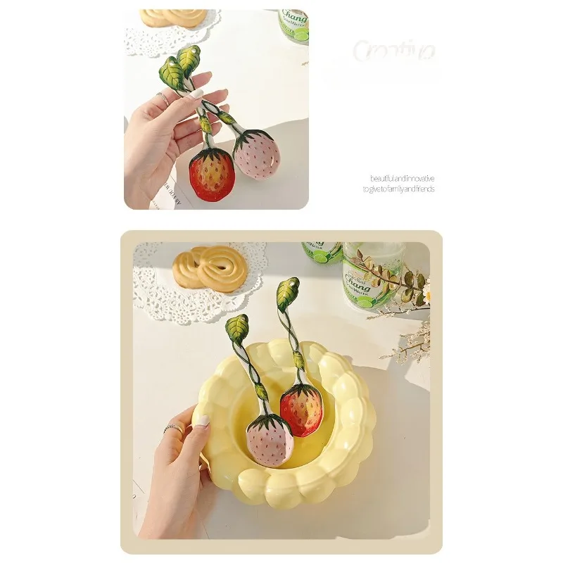 

Strawberry Ceramic Spoon, Cute Cartoon Dessert Spoons Design, Creative Kitchen Decor for Party, Home Decor Gift Idea