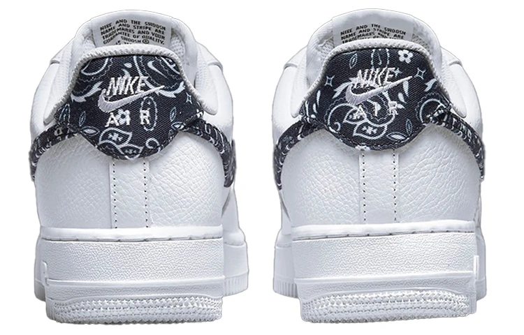 Damskie tenisówki Nike Air Force 1 Low \'07 Essential White Black Paisley