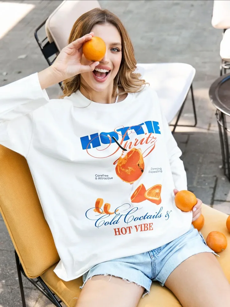 Gorąca, urocza graficzna bluza z nadrukiem soków, luźne bawełniane białe bluzy damskie, słodkie, personalizowane, moda uliczna, jesień.