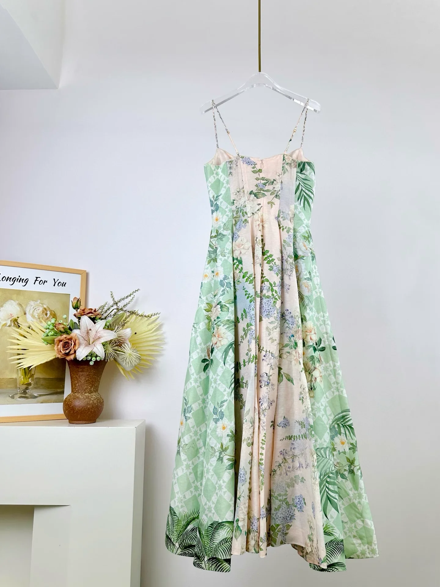 

Женский халат на бретельках с зеленым и розовым цветочным принтом, новинка 2025 года, праздничный женский шелковый льняной халат миди без рукавов с кристаллами и бисером