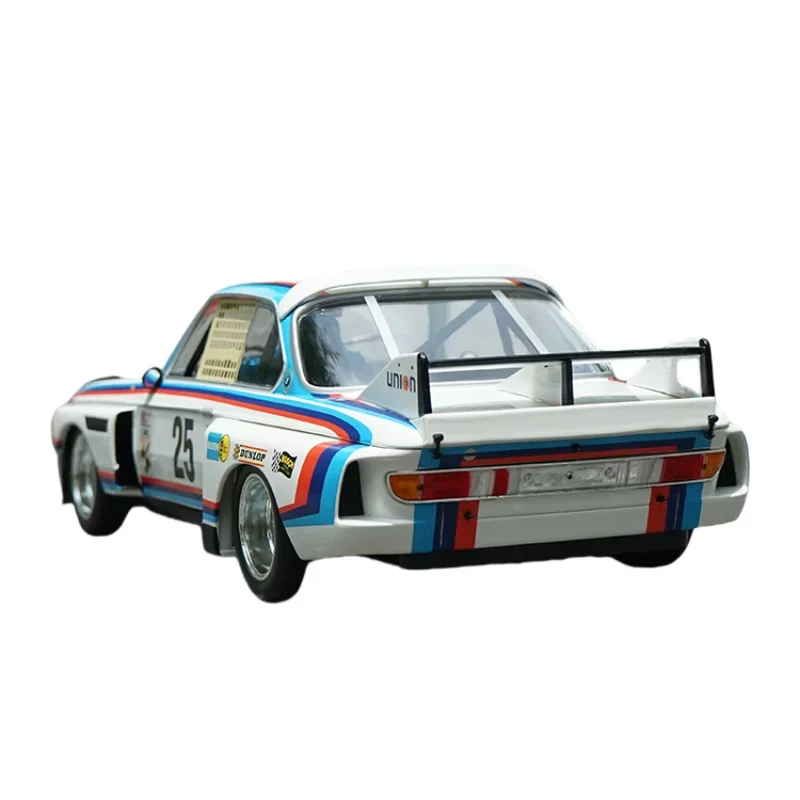 1:18 Original BMW CSL25 diecast alloy car model BMW 3.0 Rally car boy collection decorative display toy gift for children.