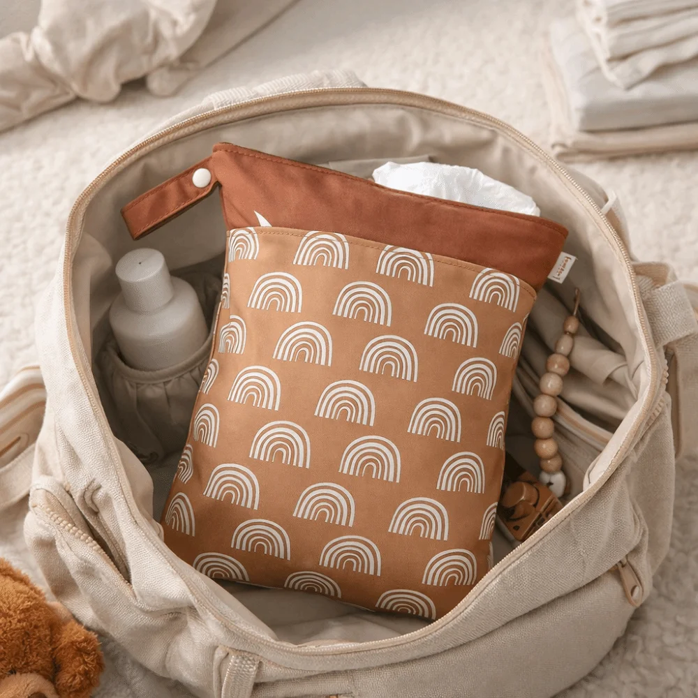 

Водонепроницаемая пылезащитная сумка для подгузников, многоразовая, моющаяся, портативная сумка для мамы с ручкой, в скандинавском стиле, для путешествий
