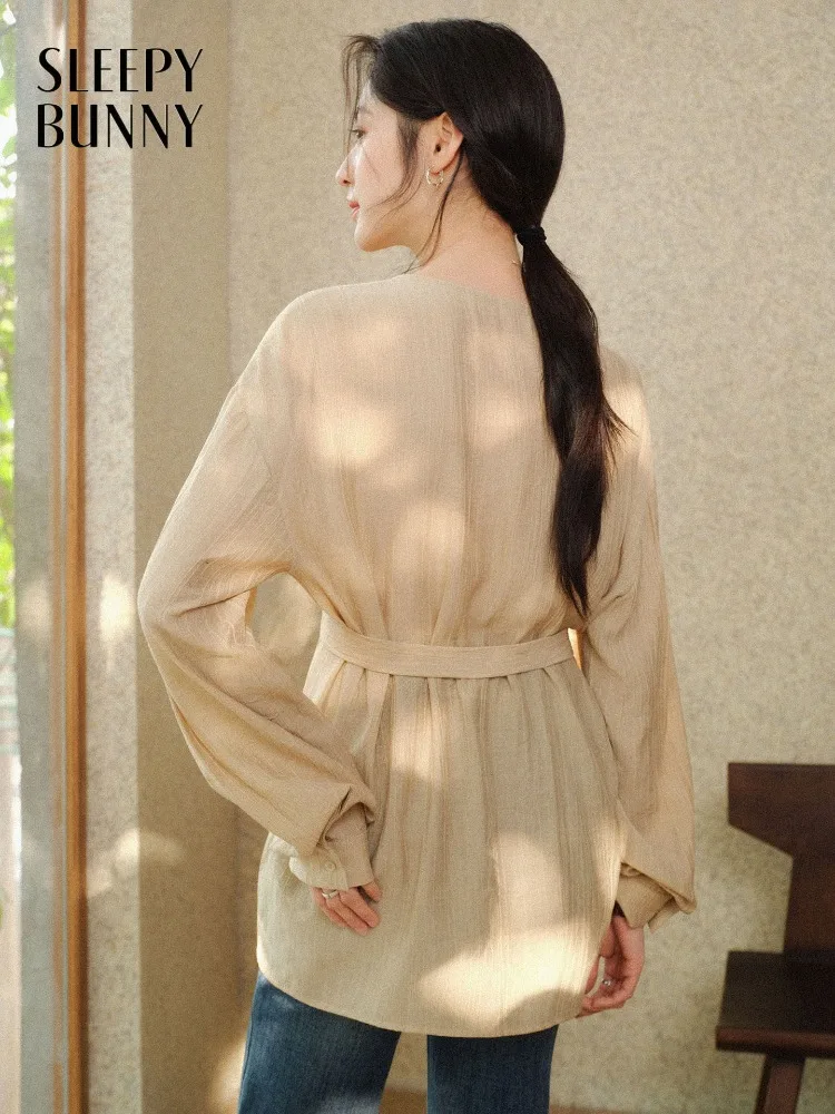 

Женская асимметричная блузка с завязками на талии во французском стиле, рубашка с V-образным вырезом, свободный топ со спущенным плечом, весенний повседневный шикарный минималистичный наряд для женщин