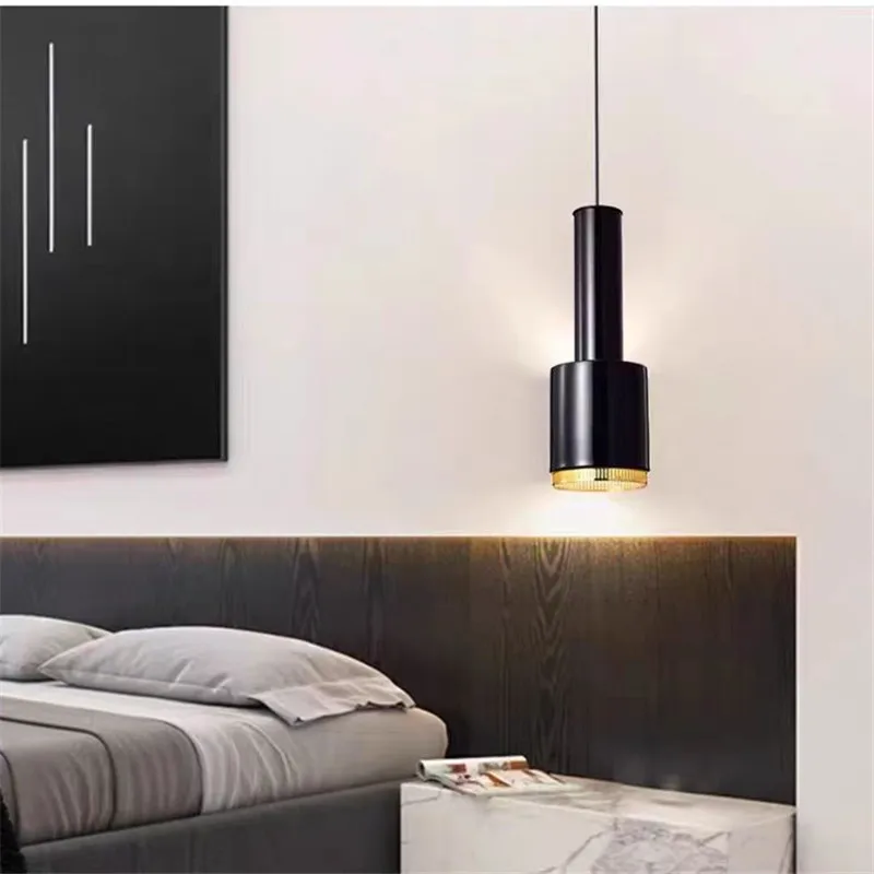 Imagem -03 - Mão Granada Pendant Light Metal Led Small Spot Light Preto Branco Dourado Bed Side Hanging Lamp Sala de Jantar Coffee Table Lamp