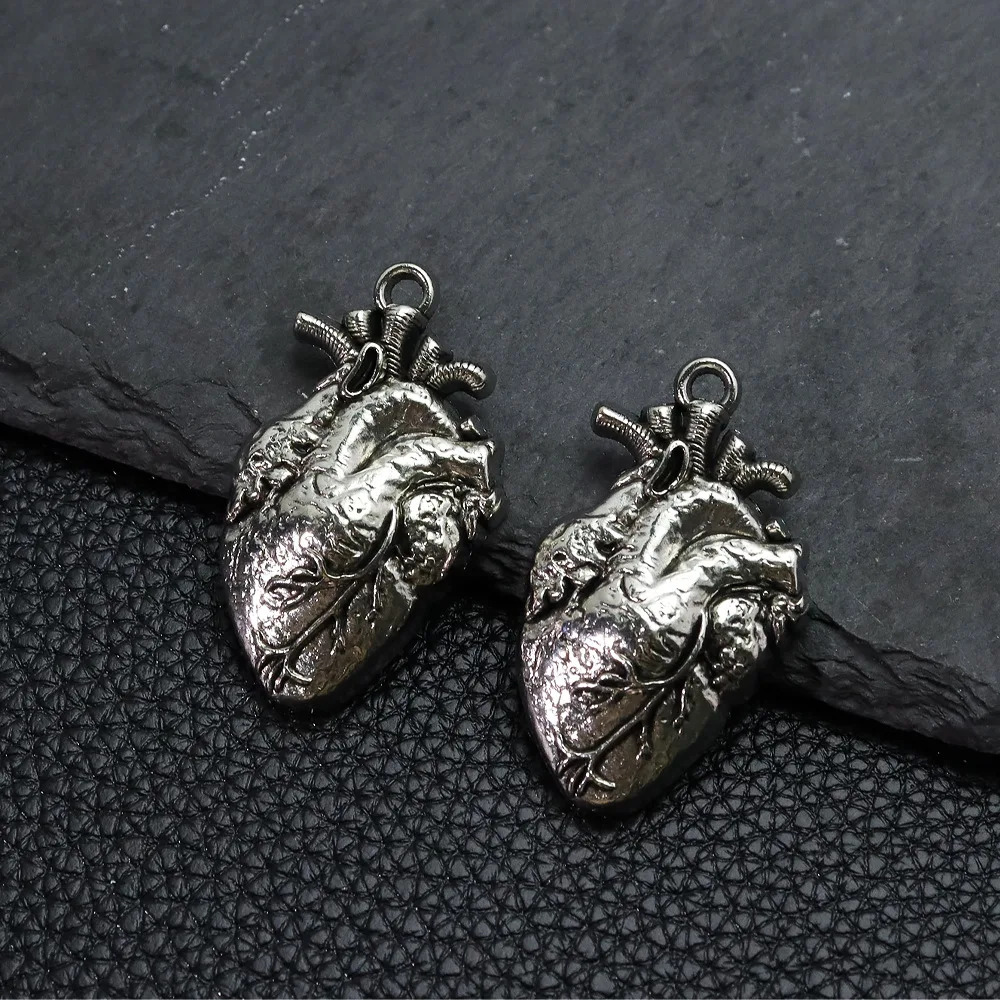 

New Vintage Gothic Silver Anatomical Heart Pendant, DIY Jewelry Accessories for Hip Hop Necklace Earrings, Punk Fashion Charm