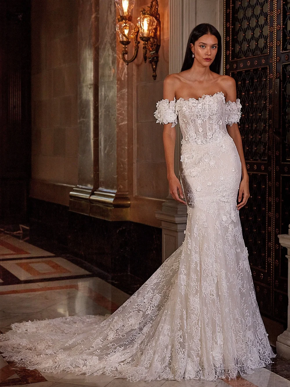 

DMDRS Charming Off-Shoulder Wedding Dress Romantic A-Line Bridal Gowns Charming Appliquéd Mermaid Floor-Length Wedding Gowns