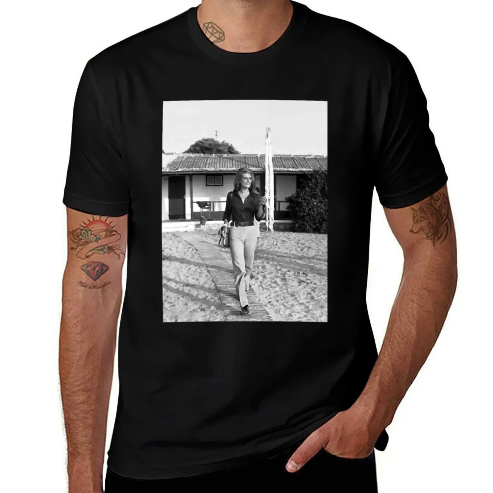 

Dalida T-Shirt t shirts for man slim fit man t shirt designer essential t shirt T-Shirt