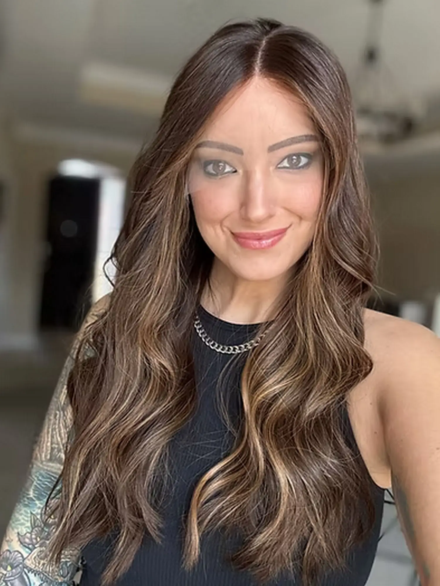 26 Inches Long Length Loose Wave with Blonde Highlights Synthetic Lace Frontal Wigs Realistic Look Natural Hairline Daily Wigs