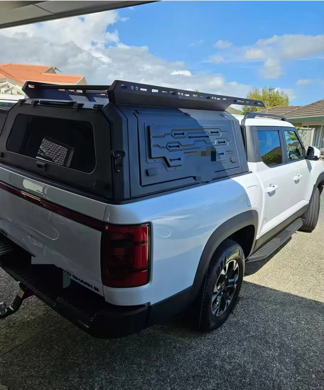 

Great Wall Wingle 6 Custom Black Aluminum Alloy Steel Strap Waterproof Locking Cargo Box Canopy for Ranger Off-Road Camping