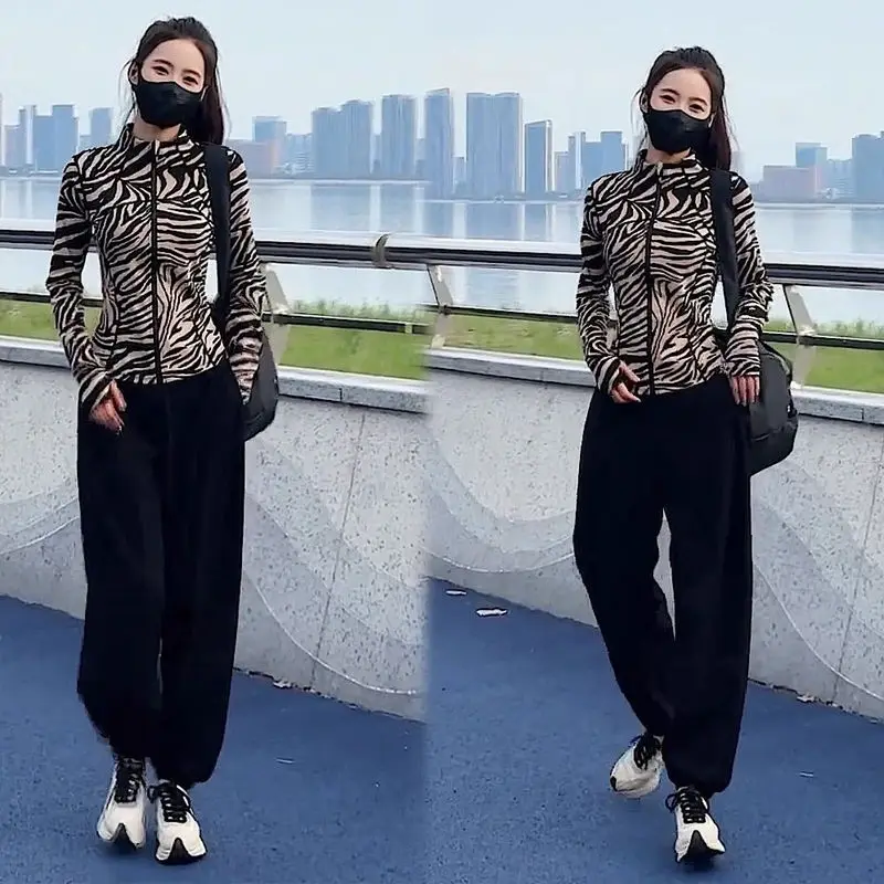 

Faionable Printed Long Sve Set Women's Spring Anti-Aging Zipper Decorated High Waist Pants Two-Piece Casual Sle Ensemble