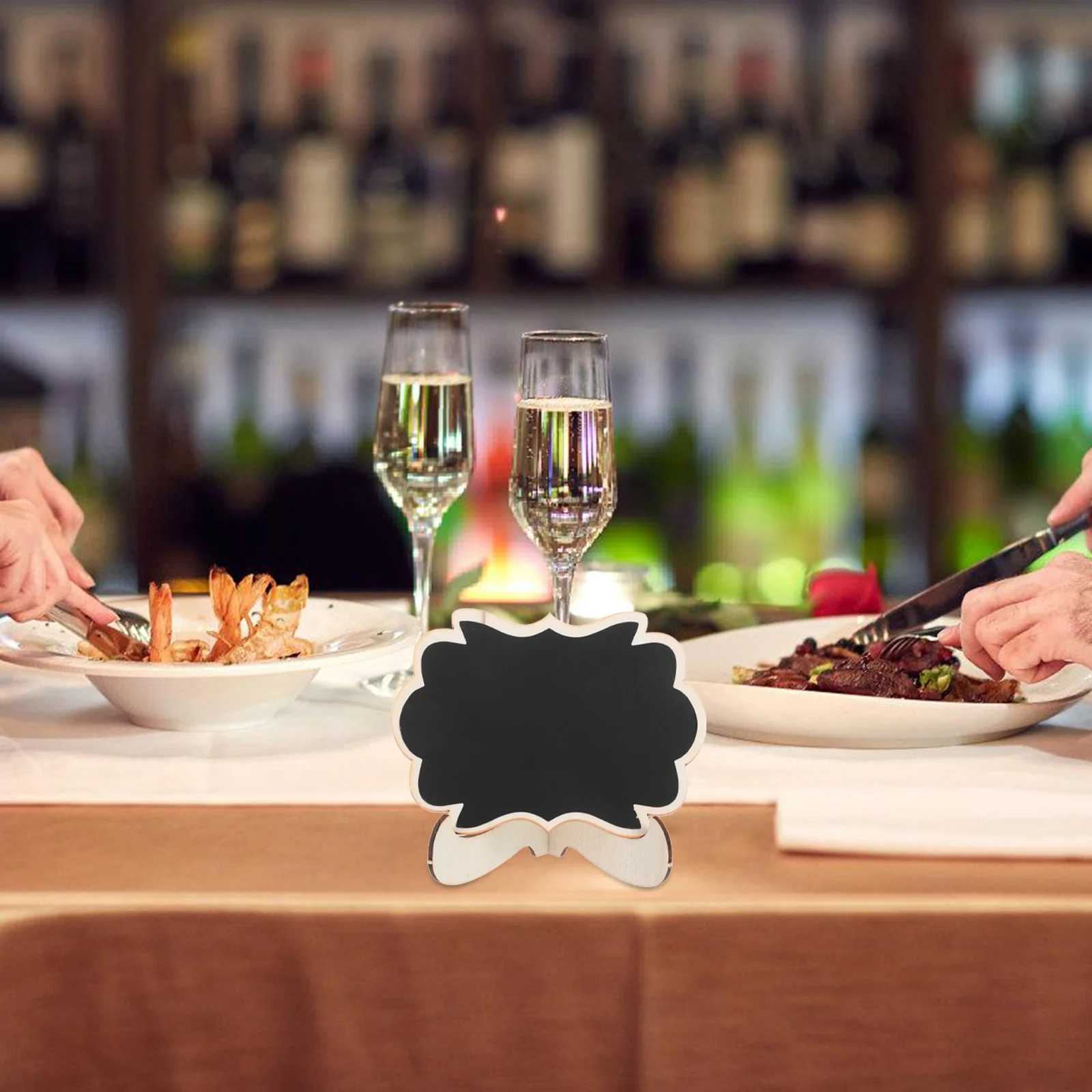 10 قطعة علامات السبورة الصغيرة السبورات الصغيرة حامل خشبي تسميات الطعام بوفيه حفلات الزفاف أرقام الجدول بطاقات الغذاء