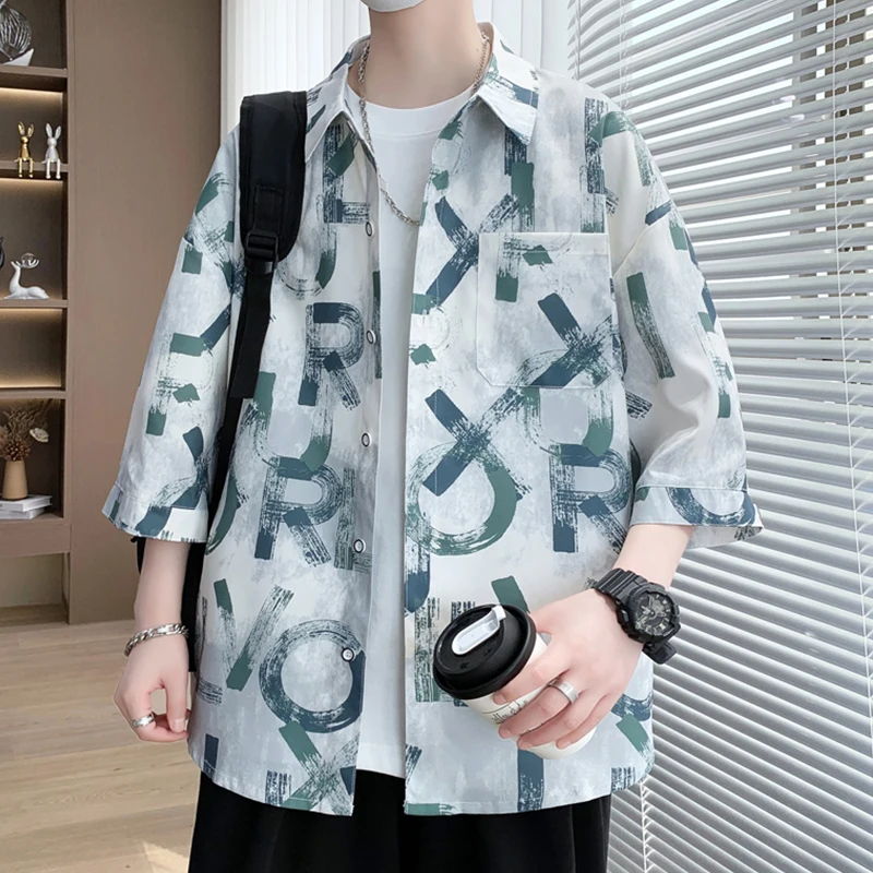 

2024 Men Summer Fashion Ice Silk Thin Printed Shirt Men's Short Sleeve Buttons Shirt Male New Turn Down Collar Blouses D408