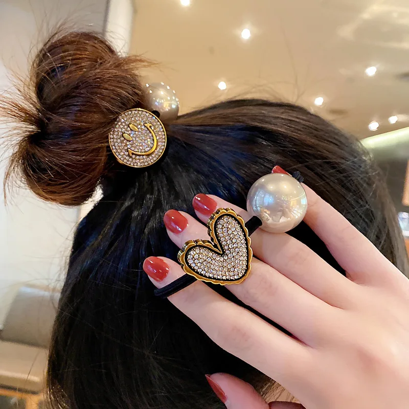 

Elegant Pearl and Diamond Hair Ring for Half Tie Ponytails