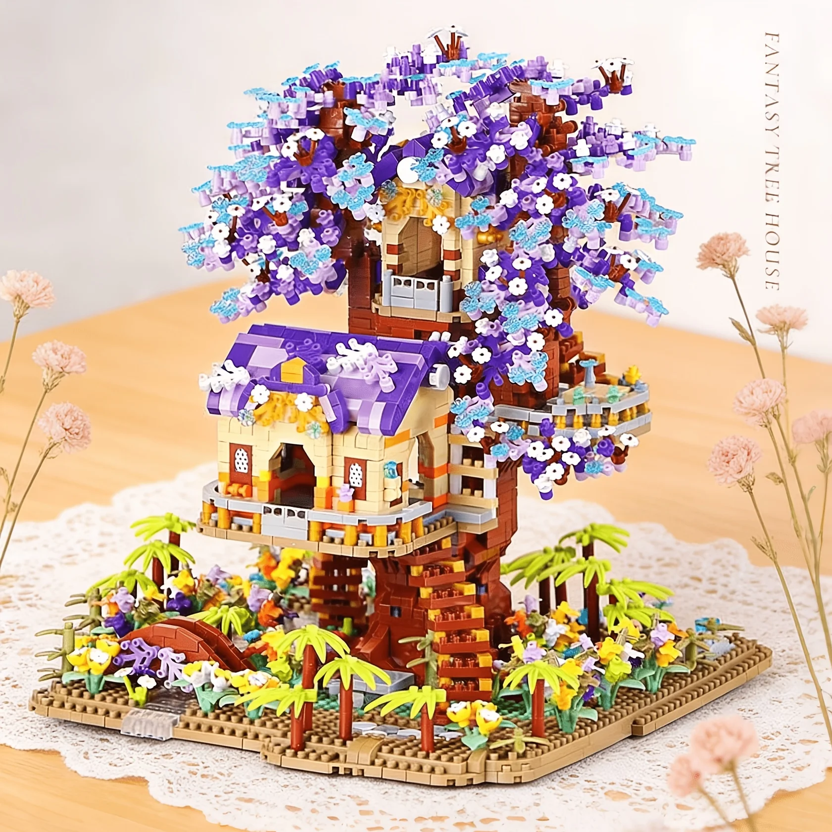 

Elf Treehouse Assembly Building Block Model, Detailed Wooden House, Collectible Building Block Model Ornament, Beautiful Architectural Decoration for Home Rooms, Preferred Gift for New Year, Christmas, Valentine's Day, Thanksgiving, Halloween, Fun Scenes,