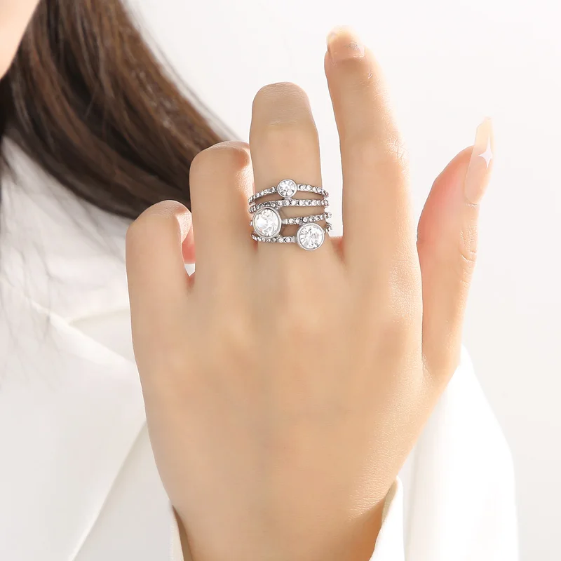 Kalen High Quality Women Wedding Rings Rhinestone & Stainless Steel Gold Color Unique Engagement Rings Bands Girls Party Gifts