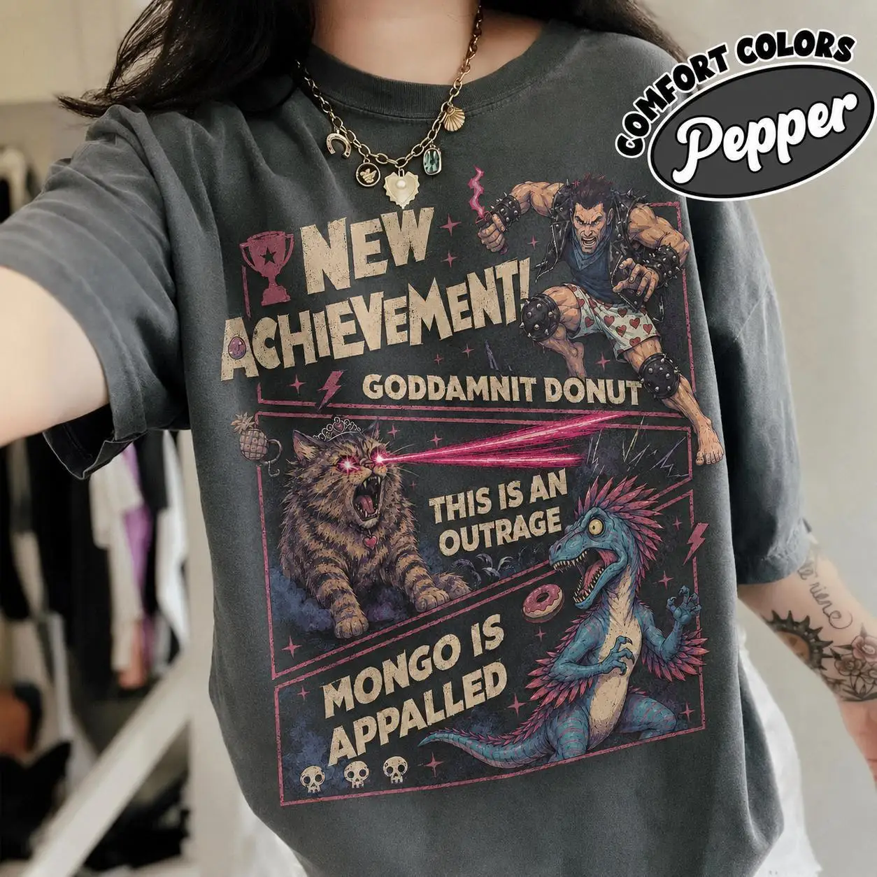Comfort Colors Dungeon Crawler Carl Dad Shirt, New Achievement Goddamnit Donut Tee, Mongo Is Appalled DCC Gamer Dad Vatertag – Detail 3
