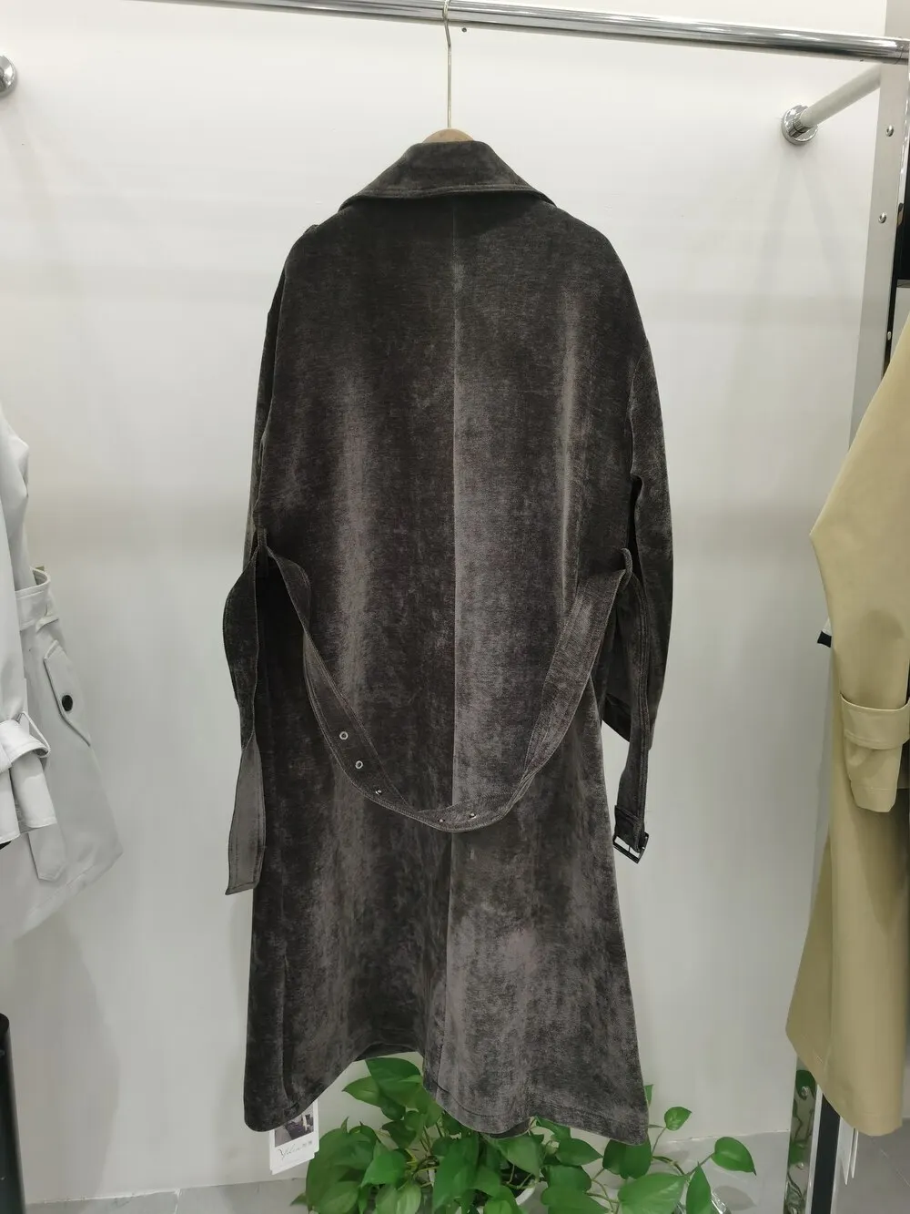 BJTZ Dames Chenille Halflange Trenchcoat Jas Casual Designer Comfortabel Elegant Minimalistische Kwaliteit Herfst Winter 2025