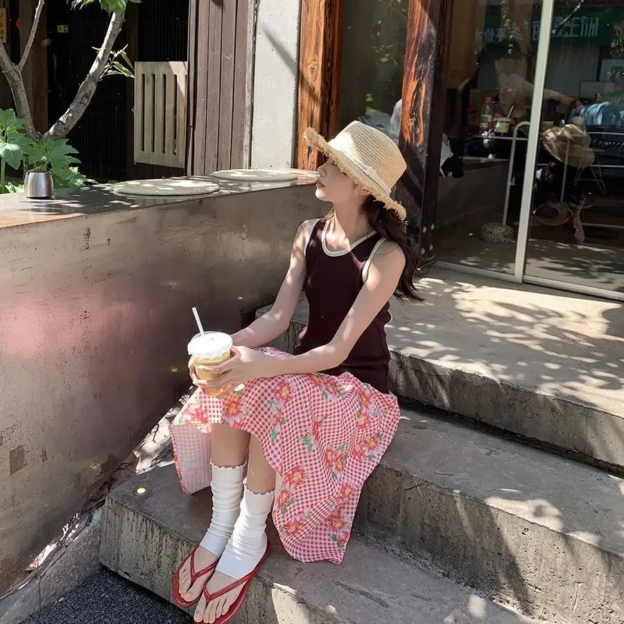 Rural Style Korean Fashion Red Plaid Flower Pattern Skirts Mid Length A-line Full Skirts Sweet Young Women Girls Beautiful Skirt