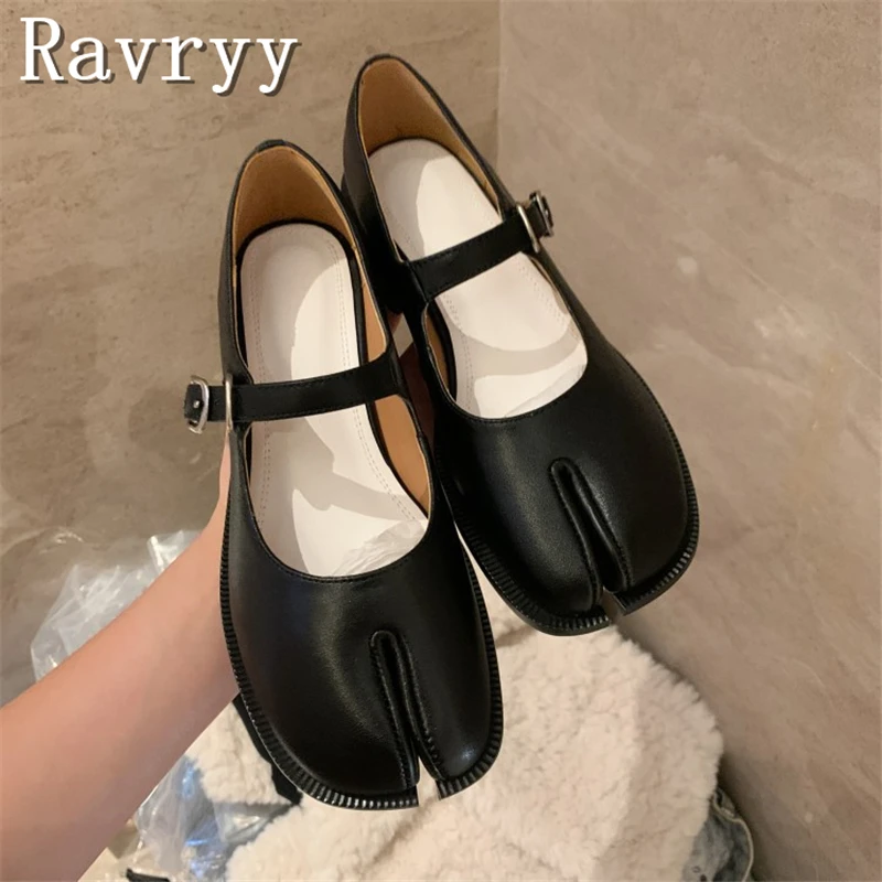 

Split Toe Pig's Hoof Women Shoes Solid Color Cowhide Shallow Low-Heel Flat Single Shoes Female Outdoor Casual Shoes