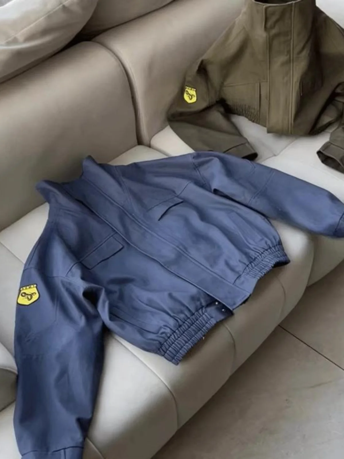 

Мужская молодежная байкерская куртка из канваса в американском стиле, весенняя, модная, свободного кроя, ветрозащитная, на молнии, с боковыми карманами