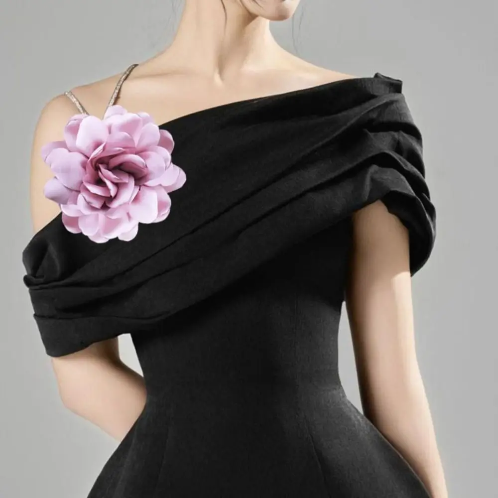 

2024 12cm Satin Camellia Flower Brooch French Fashion Floral Corsage Multi-layered Women Hair Clips All-match Dress Accessory