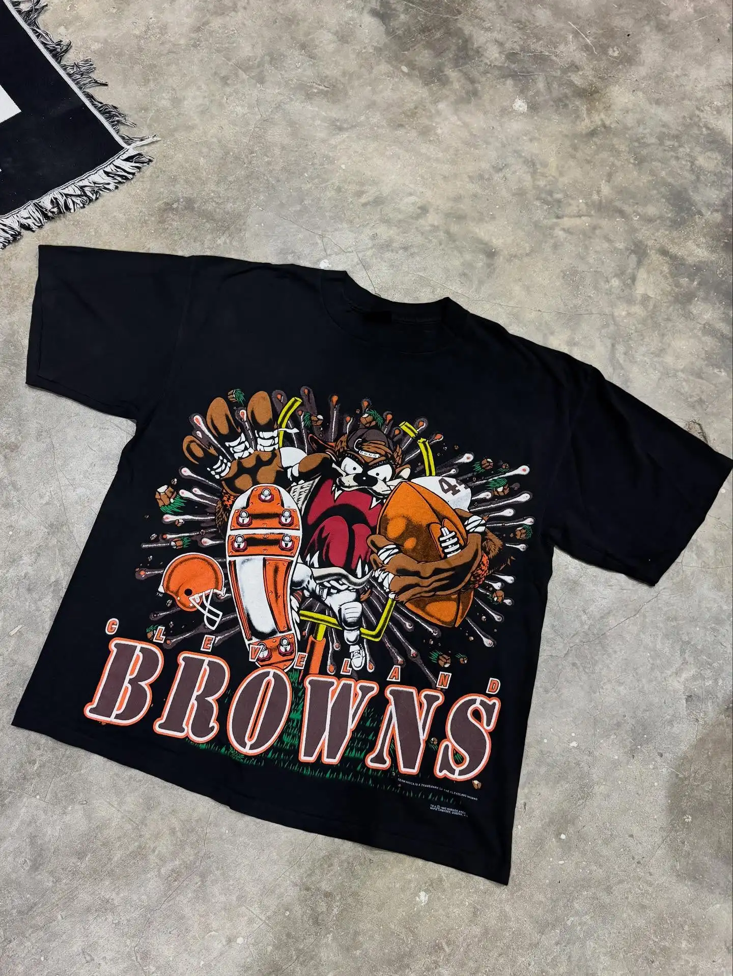 クリーブランド・ブラウンズ-ハードスタイル半袖tシャツ-2026年春コレクション-ノーブランド登録商標