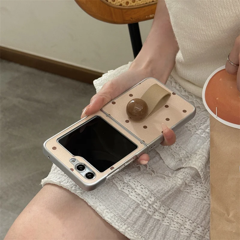 Fashion Polka Dot Leather Phone Case For Samsung Galaxy Z Flip 6 5 4 3 Z Flip6 Flip5 Flip4 5G Cover with Cute Ring Cases Funda