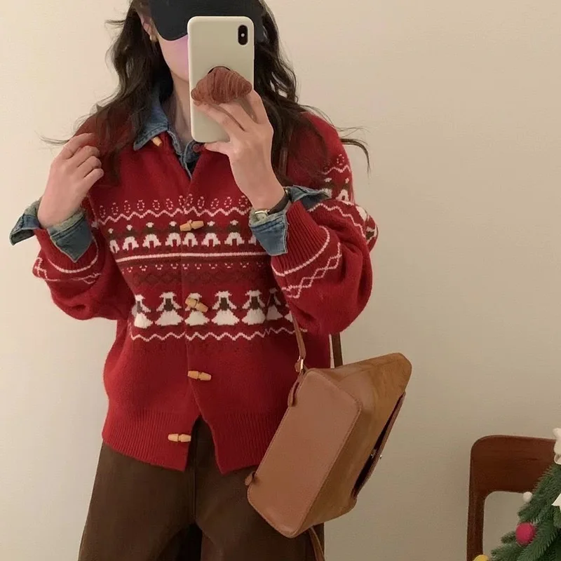 

Retro Style Red Christmas Jacquard Knitted Cardigan Women's Autumn and Winter Horn Buckle Crew Neck Sweater Jacket