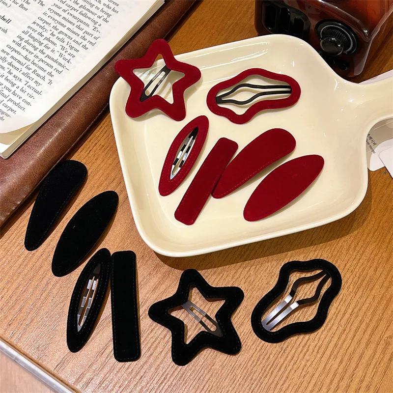 6 Stück süße klassische schwarze rote Samt BB Haar-Seitenklammern für Mädchen und Frauen Mode Haarnadeln Kopfbedeckung Haarschmuck Ornament – Detail 1