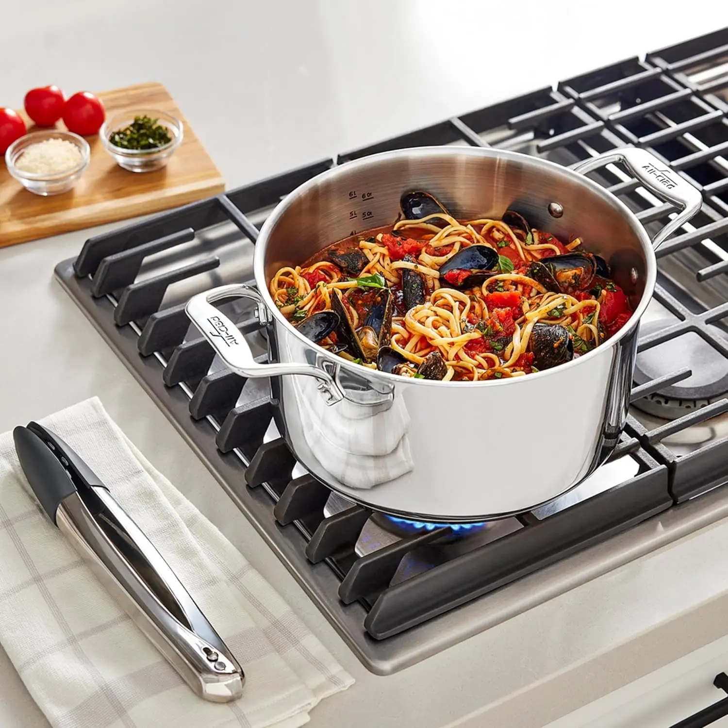Simply Strain 8 Qt. Multipot with Strainer Insert & Lid