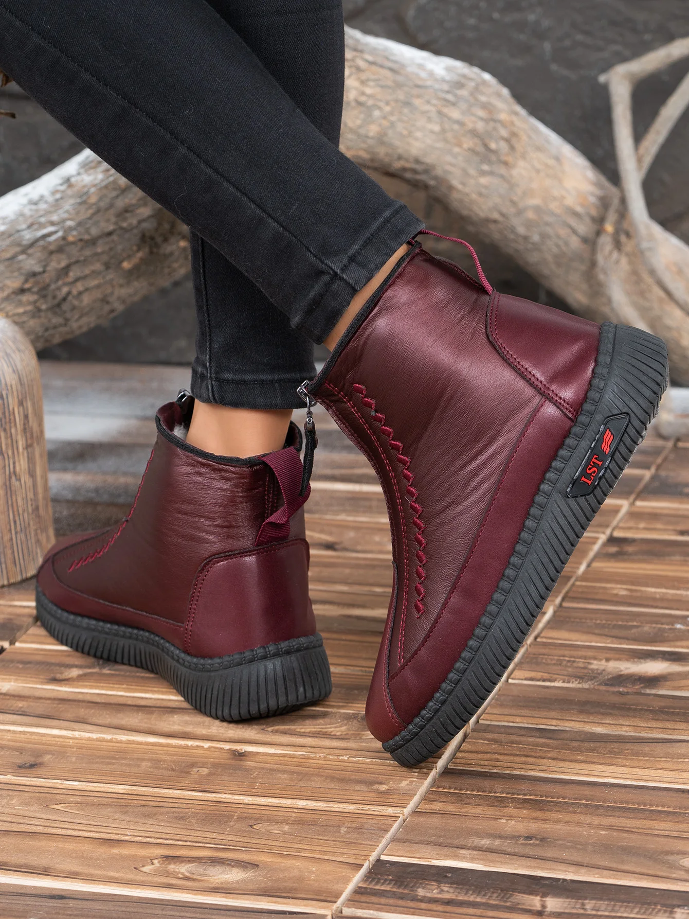 2026 Winter Damen Fleece-Gefütterte Leder-Stiefeletten Klettverschluss Stickerei Rutschfeste Weiche Gummisohle Warme Freizeitstiefel – Detail 32