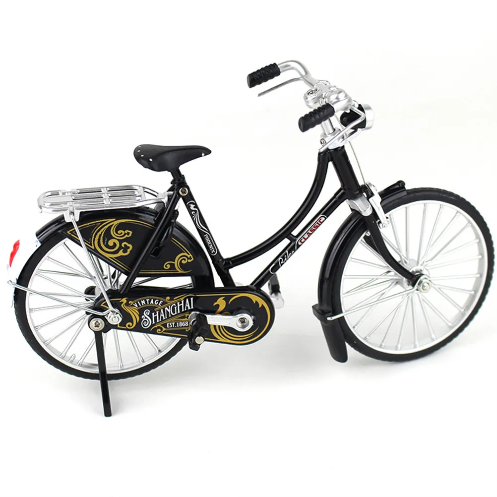 

Retro Alloy Bike Desktop Decoration Small Lifelike Cycling Sculpture Miniature Vintage Style Bike Ornament Home Office Adornment