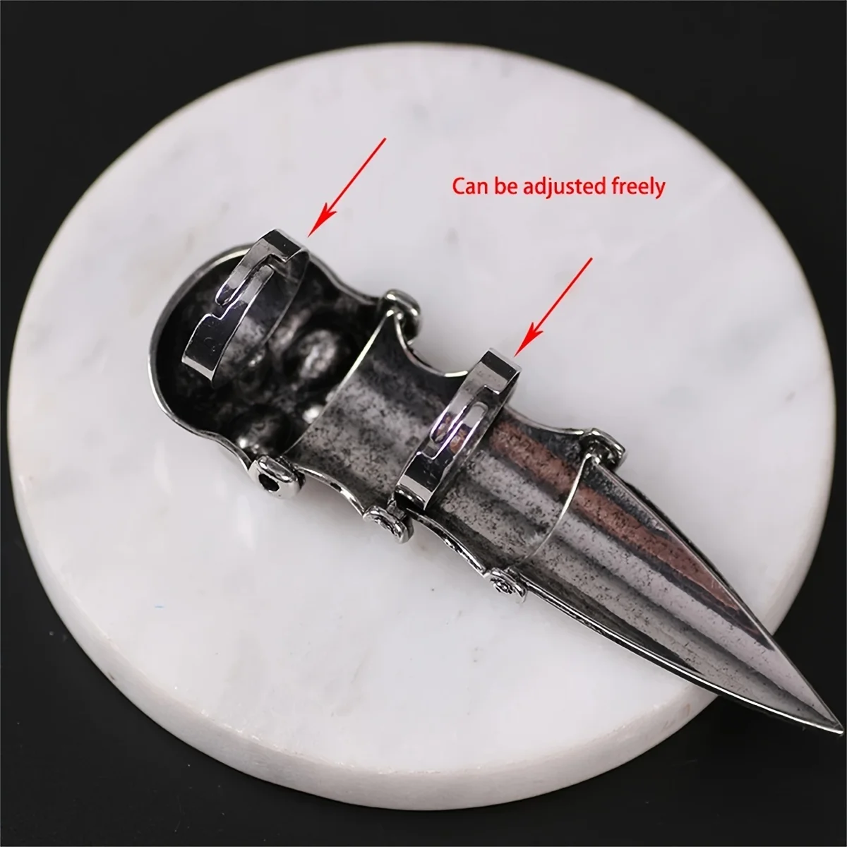 Retro Gothic Ring Skull Shaped Cool Object Joint Flexible Long Men\'s Ring Boyfriend Party Gift Punk Style Fashion Jewelry 2024