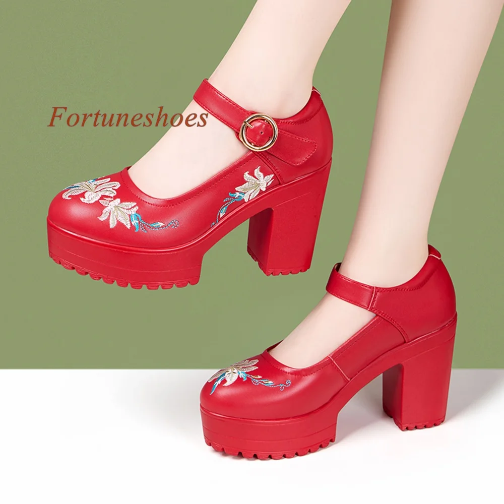 Embroider Chunky Heel Round Toe Pumps Belt Buckle Women Shoes Shallow Solid Chinese Style Fashion Casual 2024 Newest Pumps