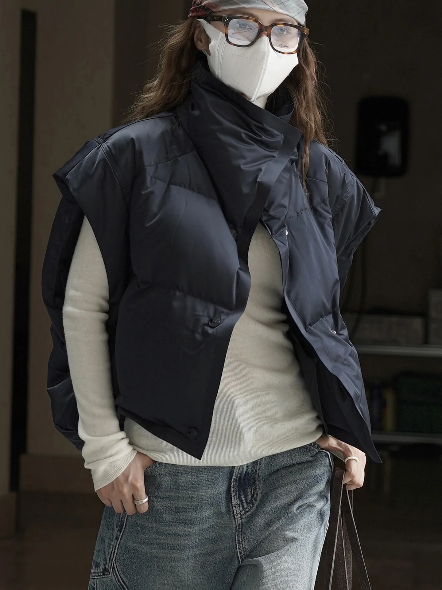 

Зимняя новая корейская версия, простой повседневный жилет на пуговицах с лацканами, удобная и универсальная утягивающая куртка для женщин