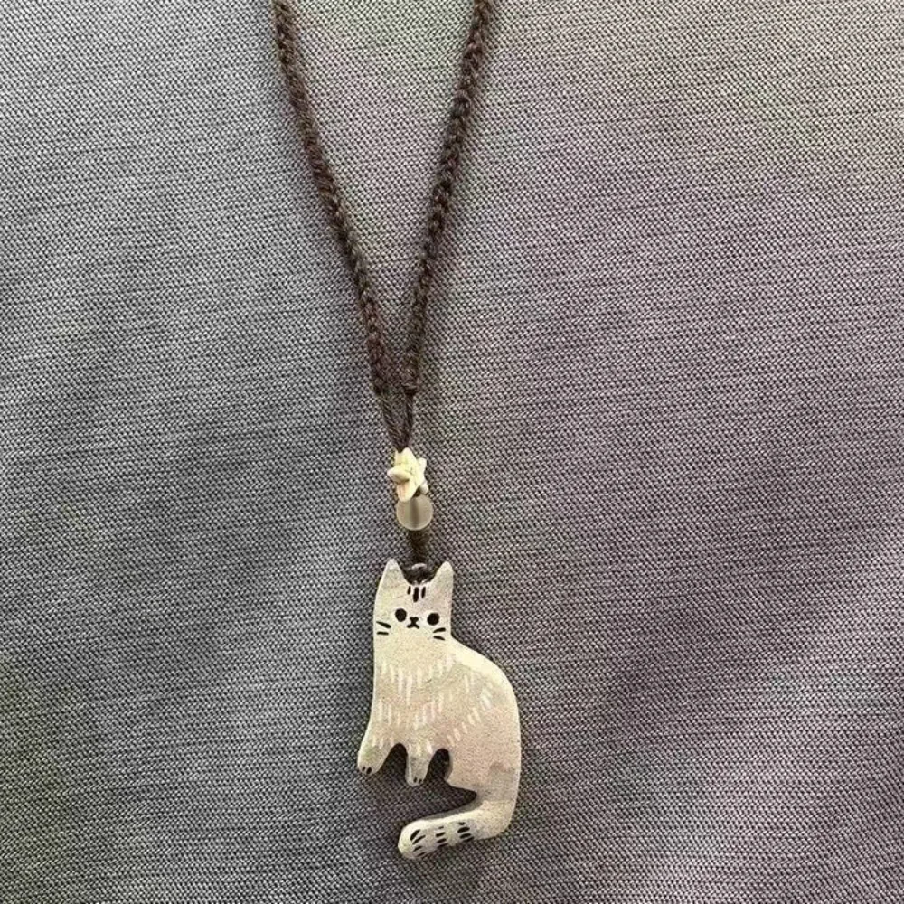 Korean Style Retro Cat Necklace Minority Design Jewelry Accessories Beaded Necklace Charms Small Ornament Clavicle Chain Women